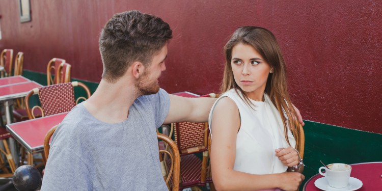 12 preguntas que debes responder para saber si debes alejarte de él