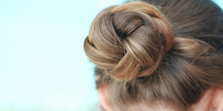 4 ideas para llevar un Space Bun. ¡Los noventas regresaron con toda!